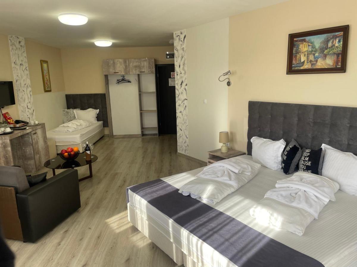 Hotel Ostrova Plovdiv Extérieur photo