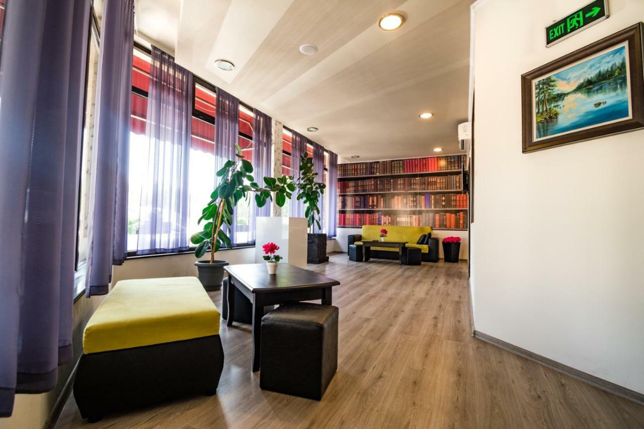 Hotel Ostrova Plovdiv Extérieur photo
